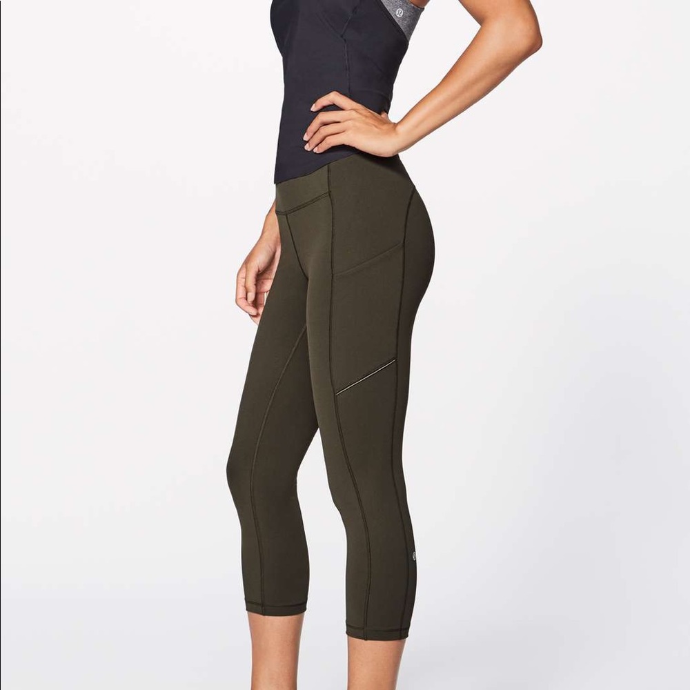 Lululemon Speed Up Crop | Size 4
